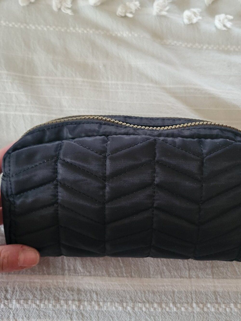 Chevron Quilted Double-Zip Makeup Bag Black Gold - Picture 2 of 10